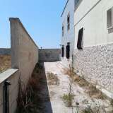 Dall�anno scorso per� questo varco non esiste pi�...